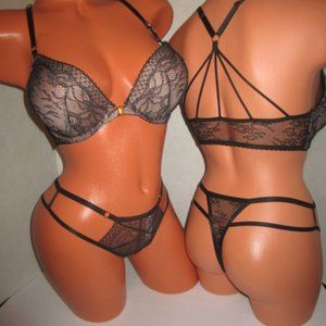 $99 VICTORIA'S SECRET BOMBSHELL BRA SET~32D/S